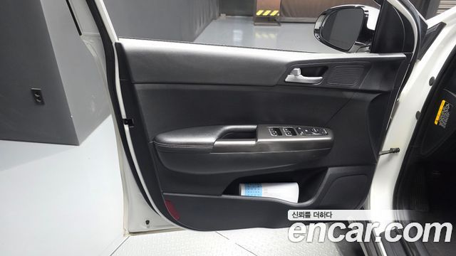 Kia Sportage 2016 — photo 14