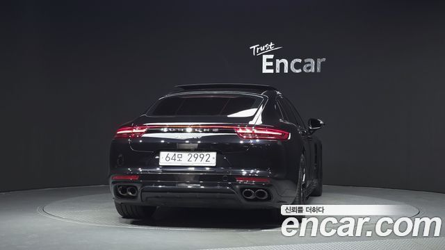 Porsche Panamera 2019 — photo 4