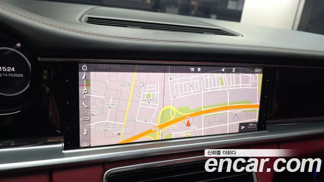 Porsche Panamera 2019 — photo 15