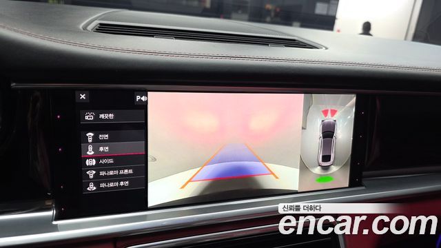 Porsche Panamera 2019 — photo 16