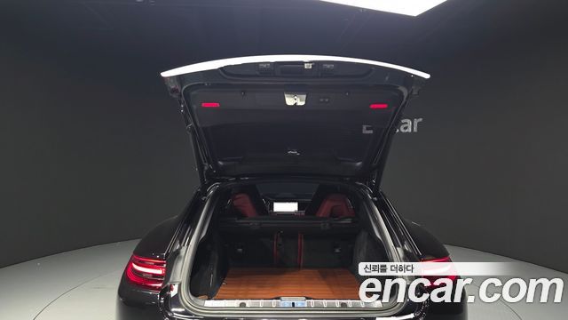 Porsche Panamera 2019 — photo 20