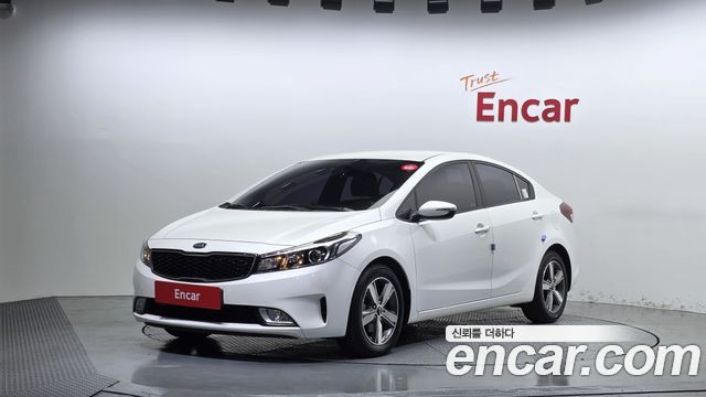Kia K3 2018 — photo 1