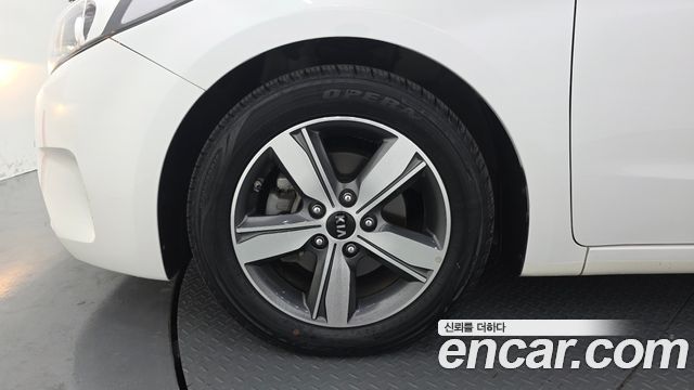 Kia K3 2018 — photo 5