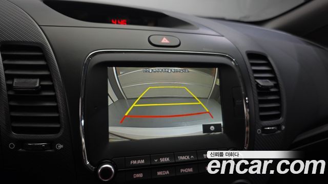 Kia K3 2018 — photo 21