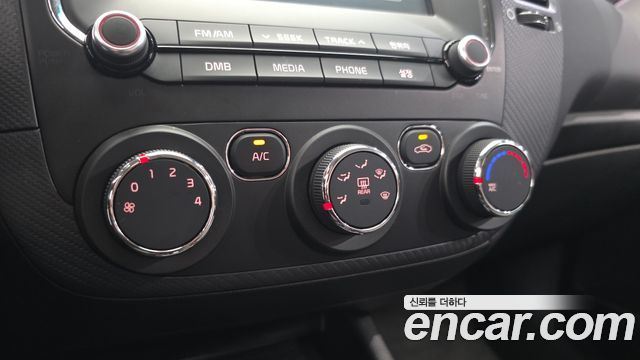 Kia K3 2018 — photo 23