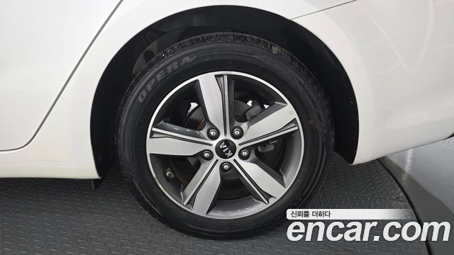 Kia K3 2018 — photo 7