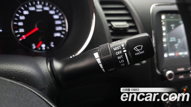 Kia K3 2018 — photo 32