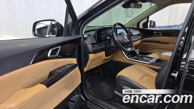 Kia Canival 2023 — photo 13