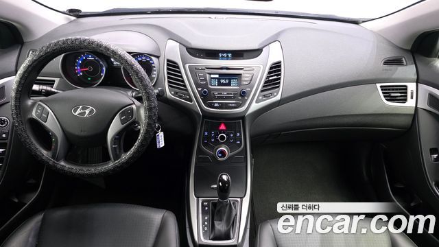 Hyundai AVANTE 2016 — photo 7