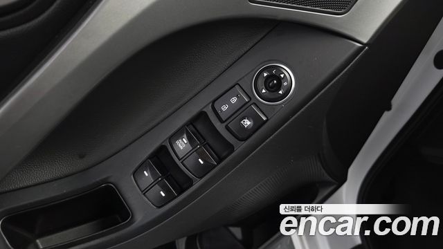 Hyundai AVANTE 2016 — photo 15