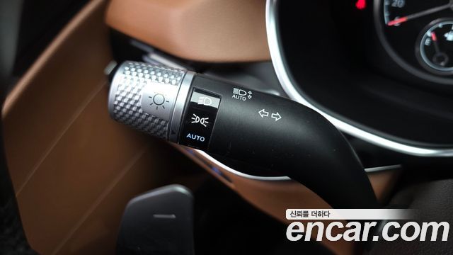 Genesis G80 2023 — photo 25