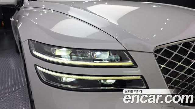 Genesis G80 2023 — photo 8