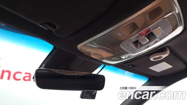 Genesis G80 2023 — photo 27