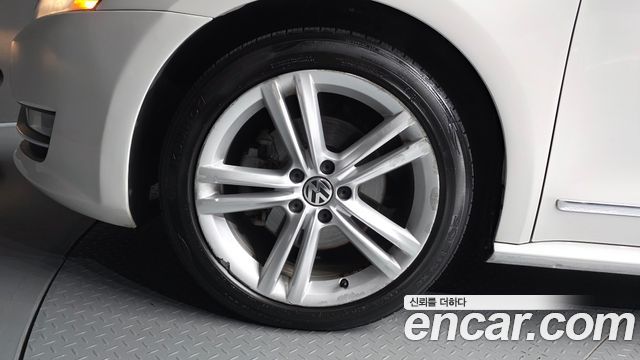 Volkswagen Passat 2015 — photo 5