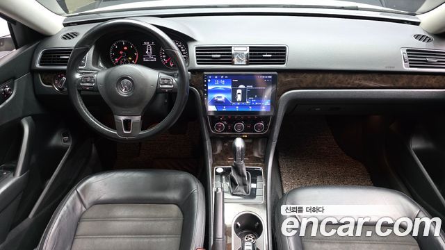 Volkswagen Passat 2015 — photo 10