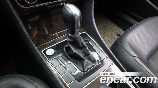 Volkswagen Passat 2015 — photo 12