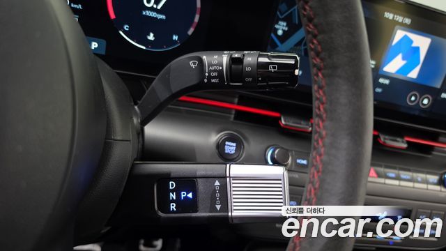 Hyundai Kona 2023 — photo 12