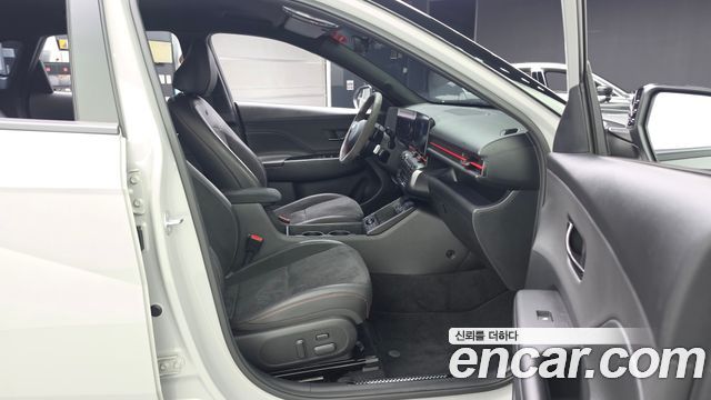 Hyundai Kona 2023 — photo 17