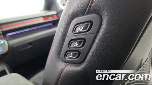 Hyundai Kona 2023 — photo 24