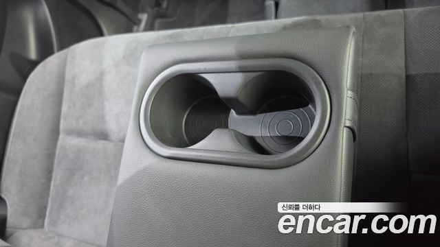 Hyundai Kona 2023 — photo 27