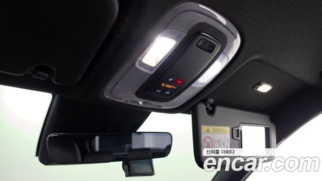Hyundai Kona 2023 — photo 28