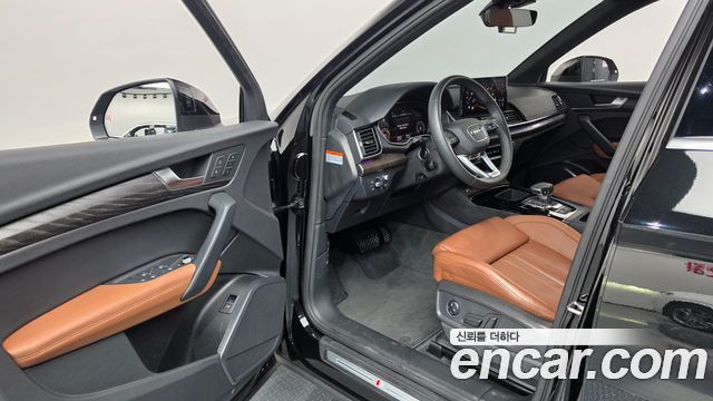 Audi Q5 2023 — photo 13