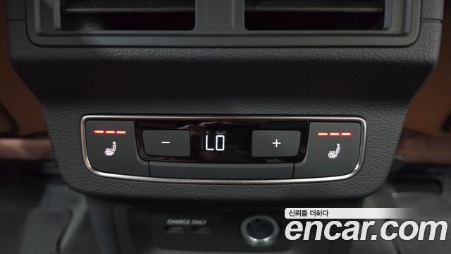 Audi Q5 2023 — photo 25