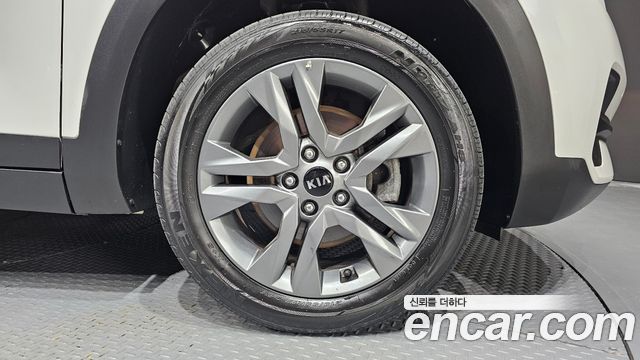 Kia Seltos 2022 — photo 7
