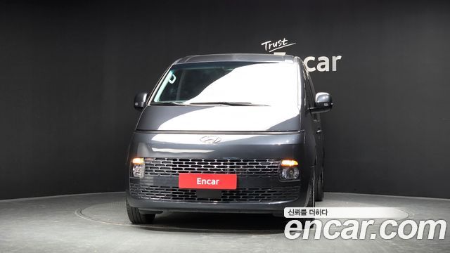 Hyundai Staria 2022 — photo 3