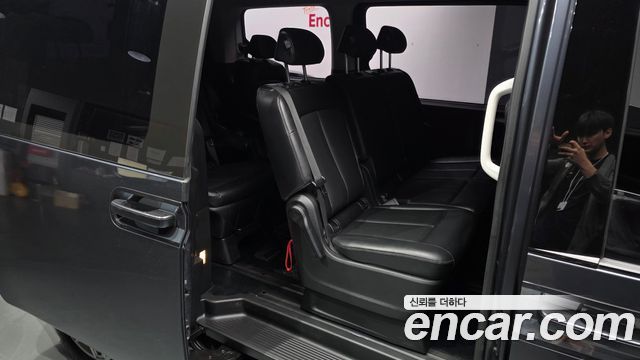 Hyundai Staria 2022 — photo 12