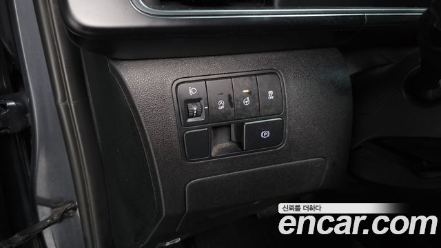 Hyundai Staria 2022 — photo 18