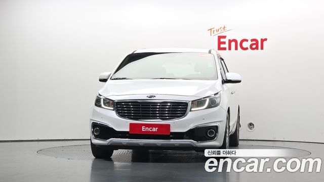 Kia Canival 2018 — photo 3
