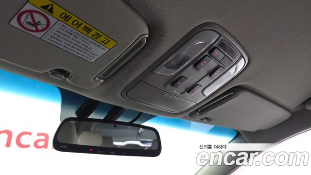 Kia Canival 2018 — photo 22