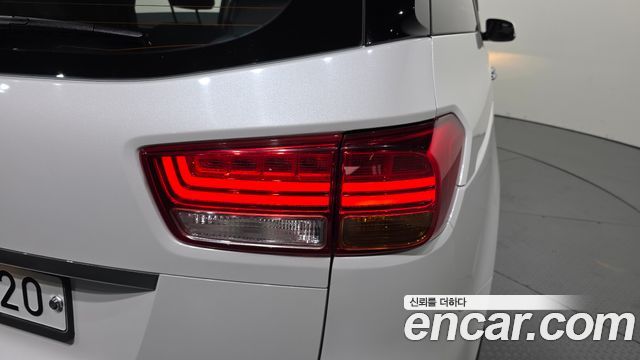 Kia Canival 2018 — photo 9