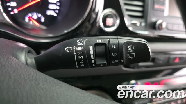 Kia Canival 2018 — photo 28