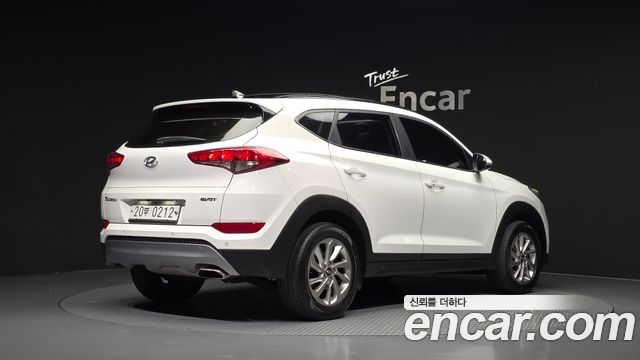 Hyundai Tucson 2017 — photo 2