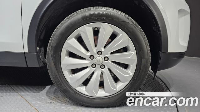 Land Rover Discovery Sport 2020 — photo 7