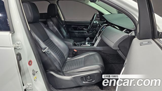 Land Rover Discovery Sport 2020 — photo 16