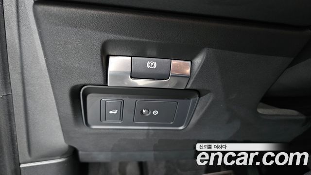 Land Rover Discovery Sport 2020 — photo 27