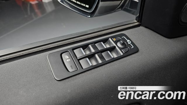 Land Rover Discovery Sport 2020 — photo 29