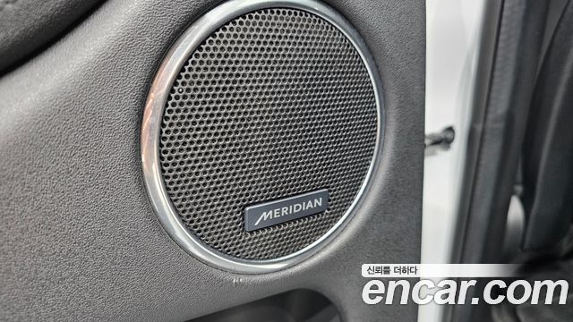 Land Rover Discovery Sport 2020 — photo 36
