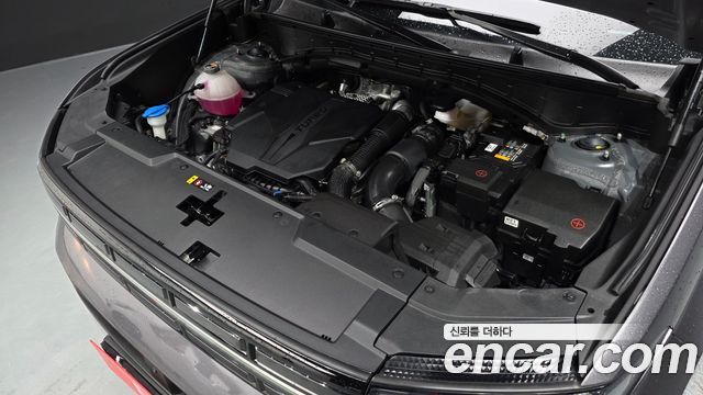 Hyundai Santafe 2025 — photo 6