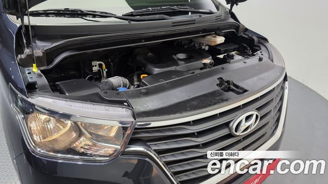 Hyundai Starex 2018 — photo 6