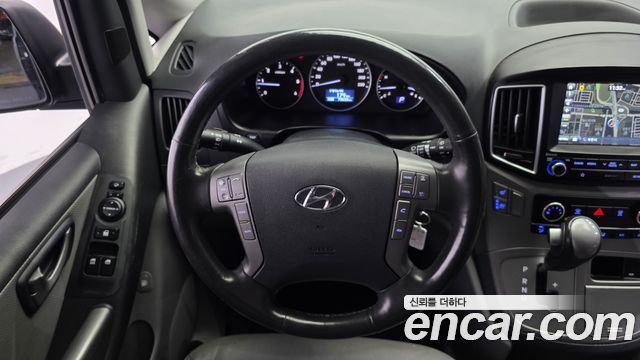 Hyundai Starex 2018 — photo 19