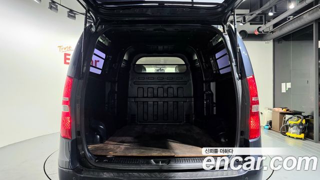 Hyundai Starex 2018 — photo 26