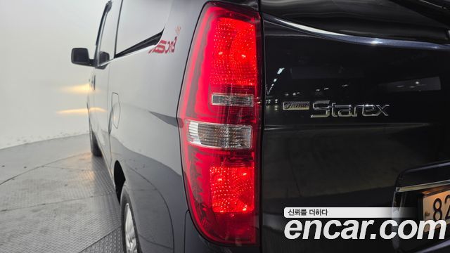 Hyundai Starex 2018 — photo 9