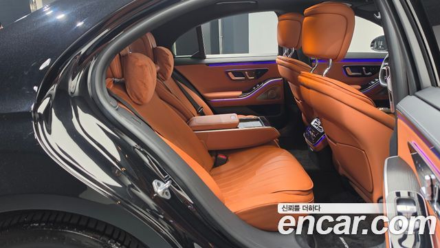 Mercedes-Benz S-Class 2022 — photo 17