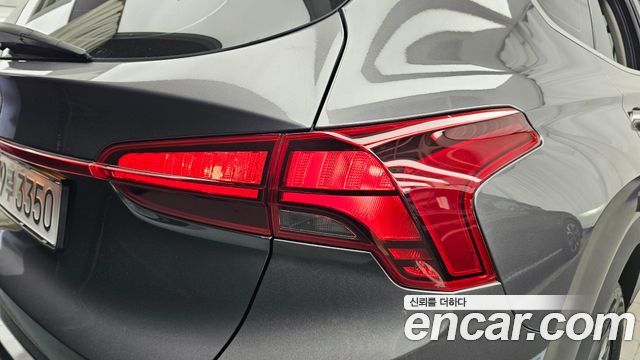 Hyundai Santafe 2022 — photo 9