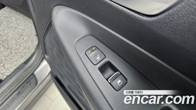 Hyundai Santafe 2022 — photo 28