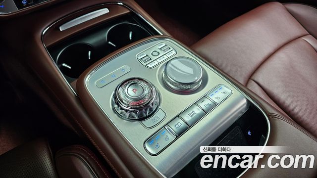 Genesis G90 2022 — photo 9